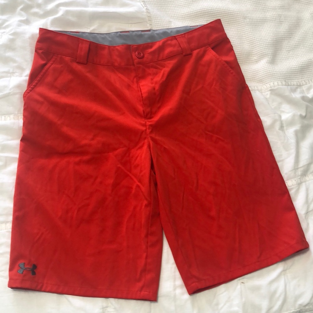 Under Armour orange golf shorts-excellent condition